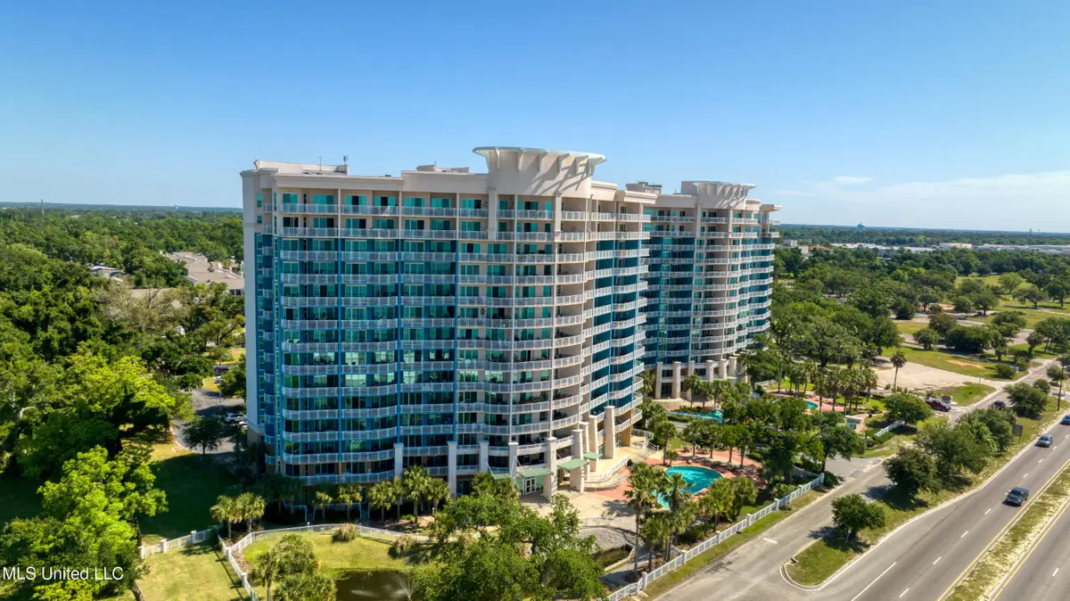 2228 Beach Drive, Gulfport, MS 39507 - #1
