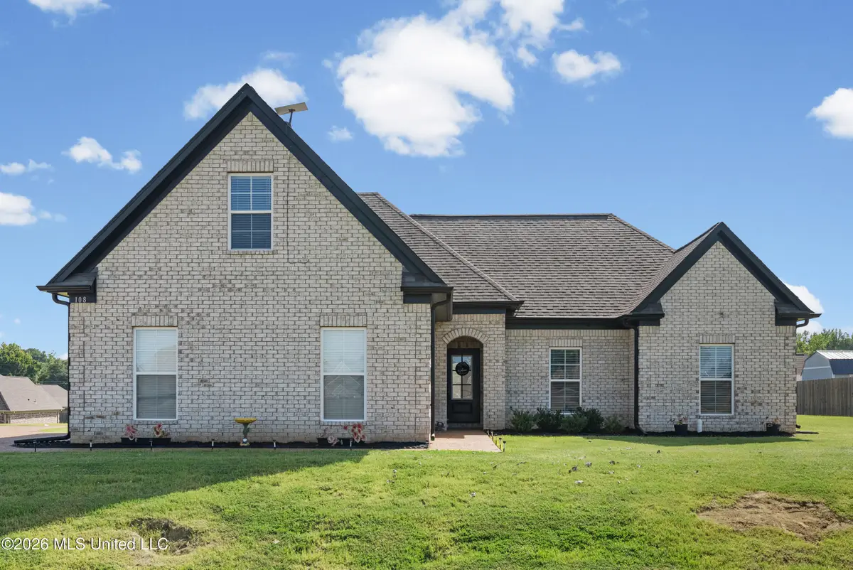 108 Honor Cove, Senatobia, MS 38668 - #1
