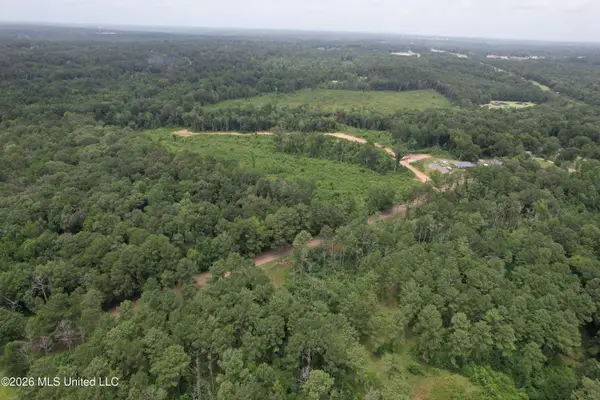 W Gallatin Street, Hazlehurst, MS 39083