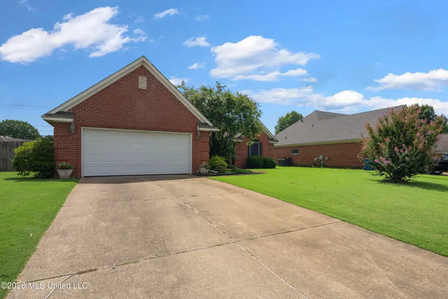 7712 Alexanders Crossing Drive, Olive Branch, MS 38654 - #2