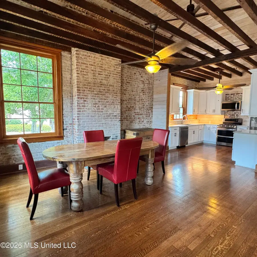 207 S Commerce Street, Natchez, MS 39120 - #2