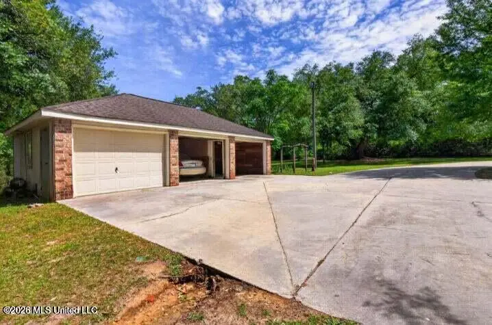 6918 Highway 11, Carriere, MS 39426 - #3