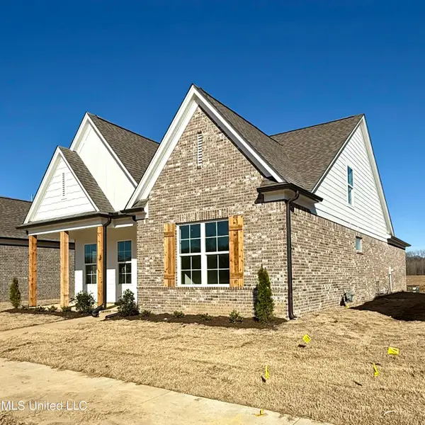 493 Sunflower Street, Nesbit, MS 38651
