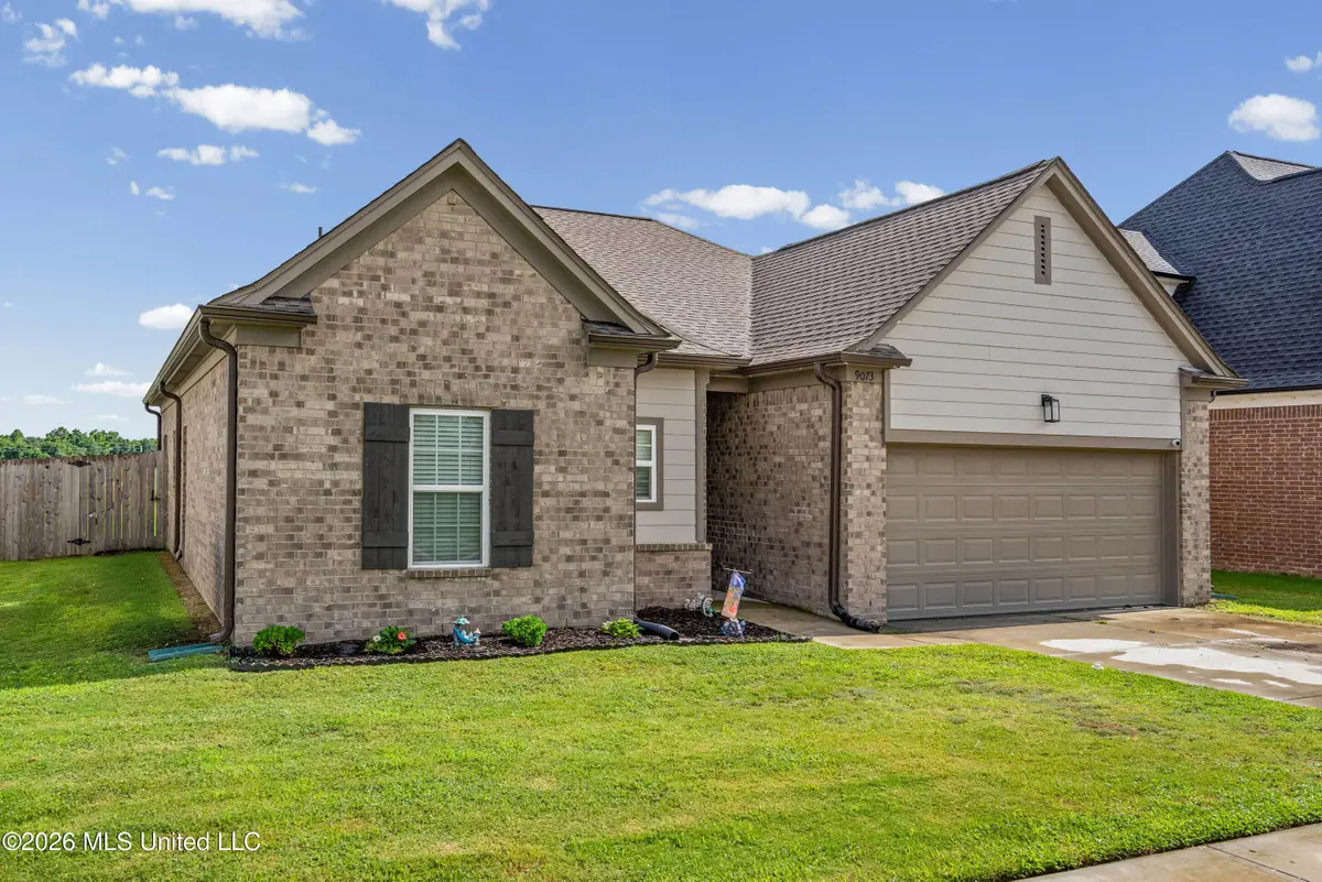 9073 S Lakeside Circle, Walls, MS 38680 - #1