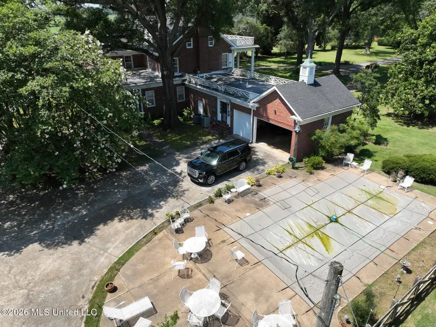 300 East Avenue, Lula, MS 38644 - #3