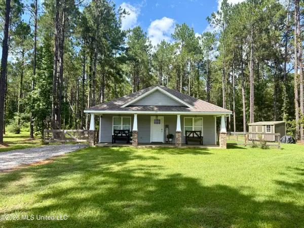39 George Ford Road, Carriere, MS 39426