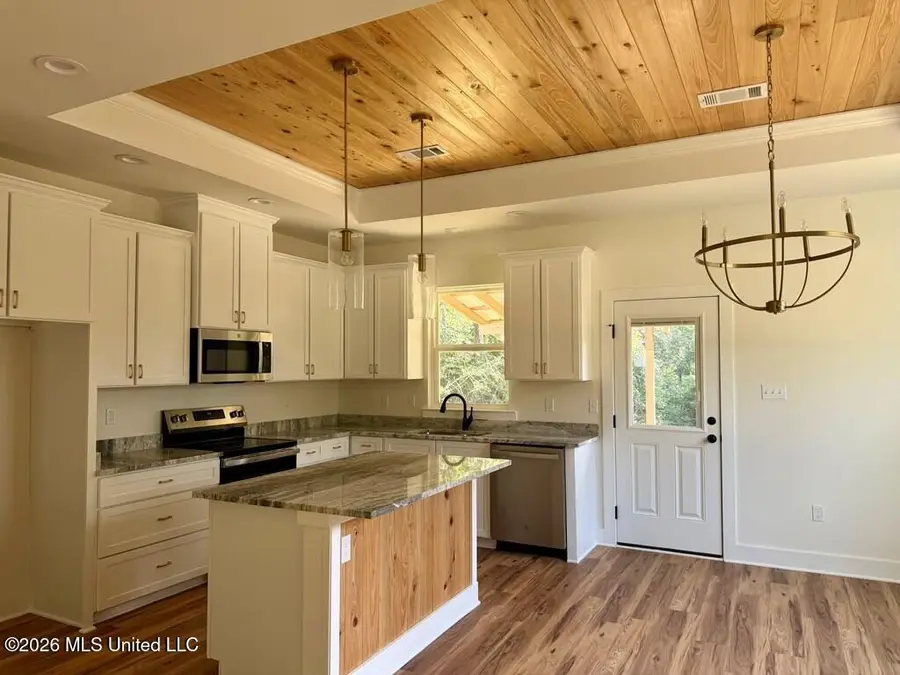 393 George Ford Road, Carriere, MS 39426 - #2