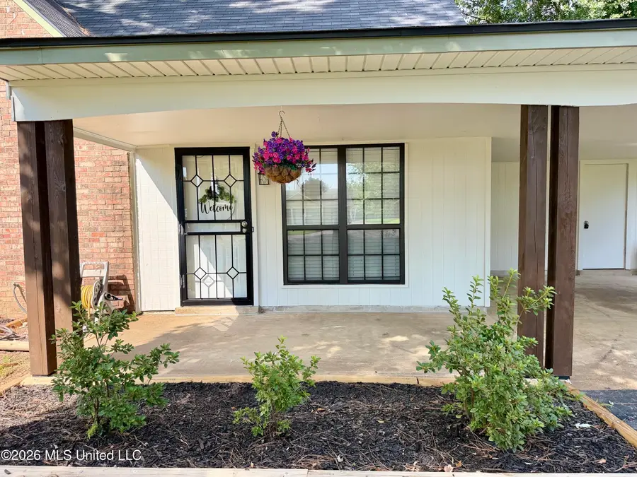 726 Thornwood Drive, Southaven, MS 38671 - #2