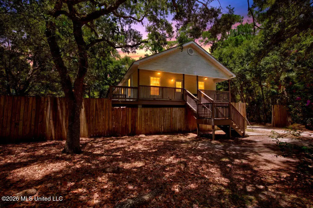 583 Henderson Avenue, Pass Christian, MS 39571 - #1