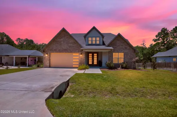 7523 Crooked Stick Drive, Diamondhead, MS 39525