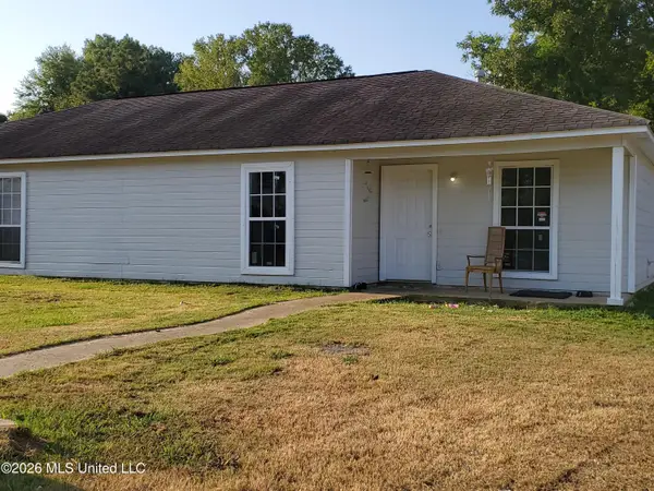 101 W 10th Street, Verona, MS 38879
