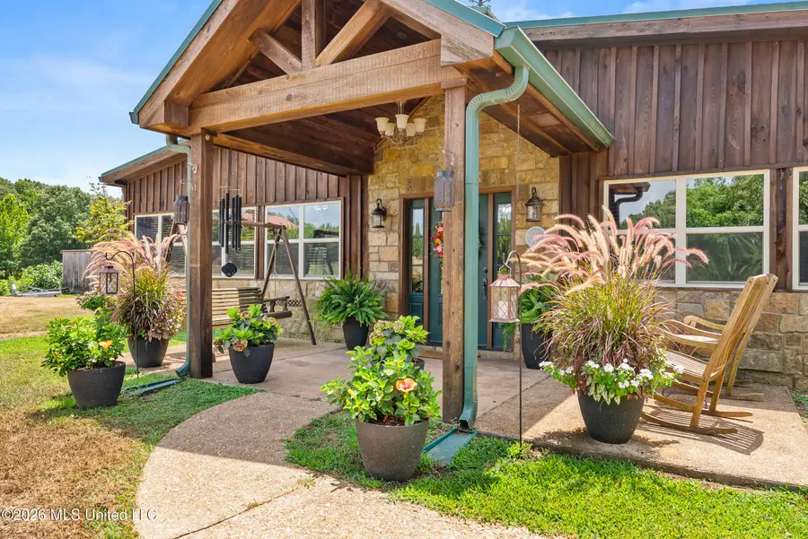 748 Bluegoose Road, Sarah, MS 38665 - #2