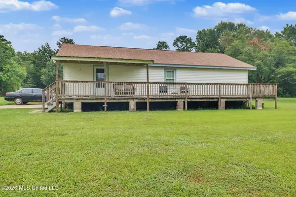 6066 Stacey Lane, Biloxi, MS 39532