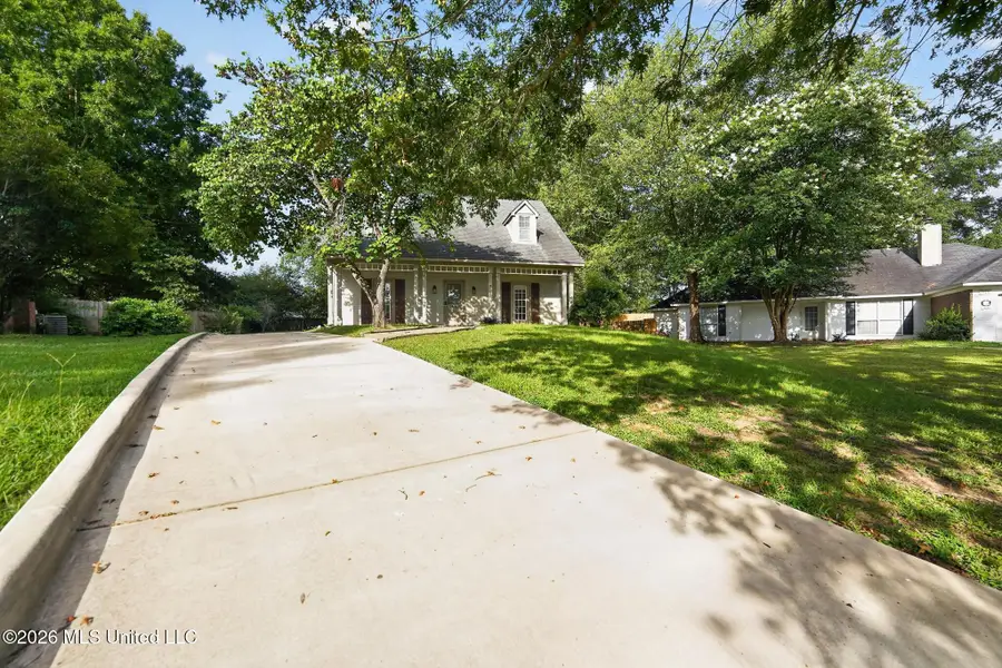 326 Crestview Drive, Madison, MS 39110 - #2
