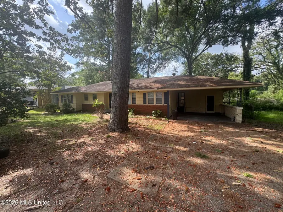 245 Shady Circle, Jackson, MS 39204 - #2