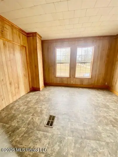 309 Oak Street, New Albany, MS 38652 - #2