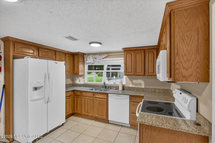 16080 Crestview Drive, Gulfport, MS 39503 - #2