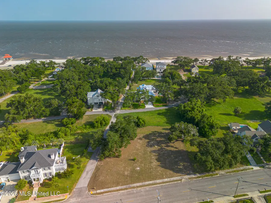 401 2nd Street, Gulfport, MS 39507 - #3