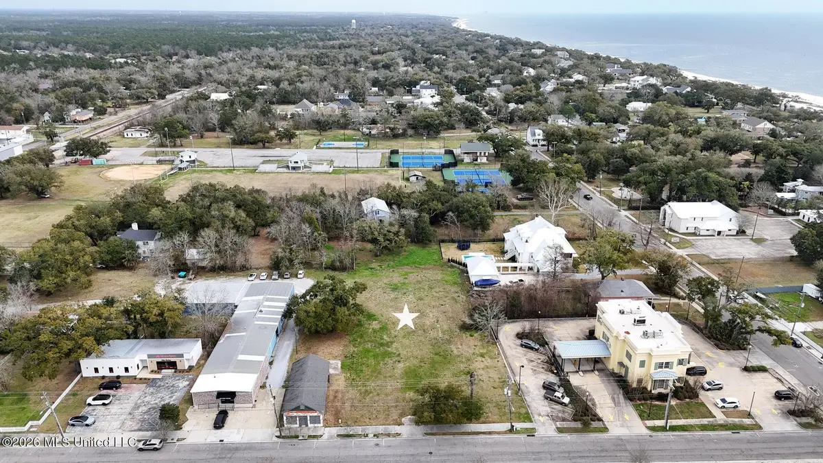 224 Davis Avenue, Pass Christian, MS 39571 - #1