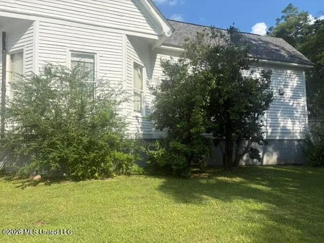 203 S Binford Avenue, Duck Hill, MS 38925 - #2