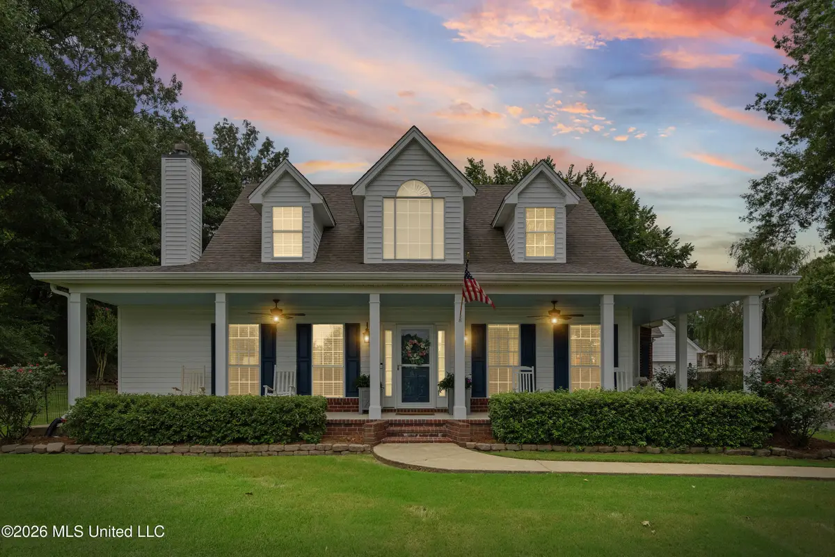 8805 N Robertson Lane, Olive Branch, MS 38654 - #1