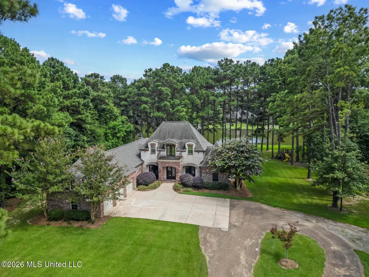 167 Lakeshire Circle, Canton, MS 39046 - #1