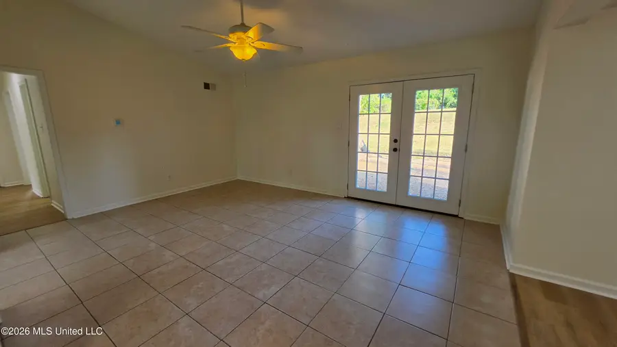 2320 Colonial Hills Drive, Southaven, MS 38671 - #3