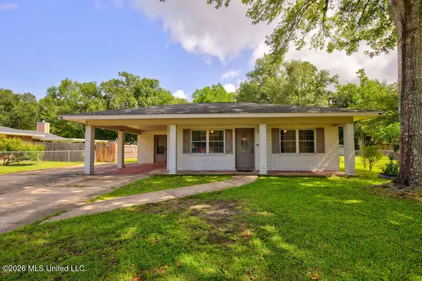 610 Herlihy Street, Waveland, MS 39576