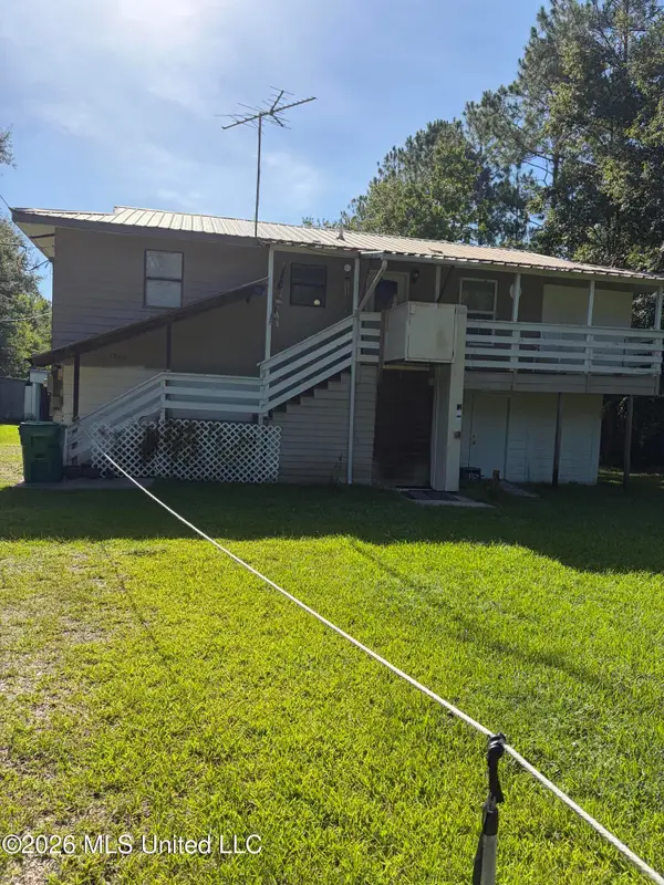 17166 Gardenia Street, Kiln, MS 39556