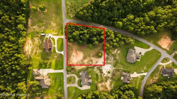 Honeysuckle Drive, Collinsville, MS 39325