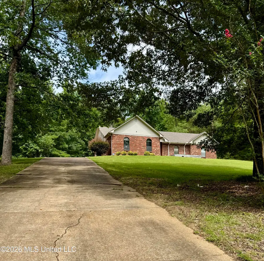 174 White Oak Drive, Grenada, MS 38901 - #2