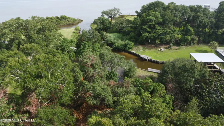 839 Graveline Road, Gautier, MS 39553 - #3