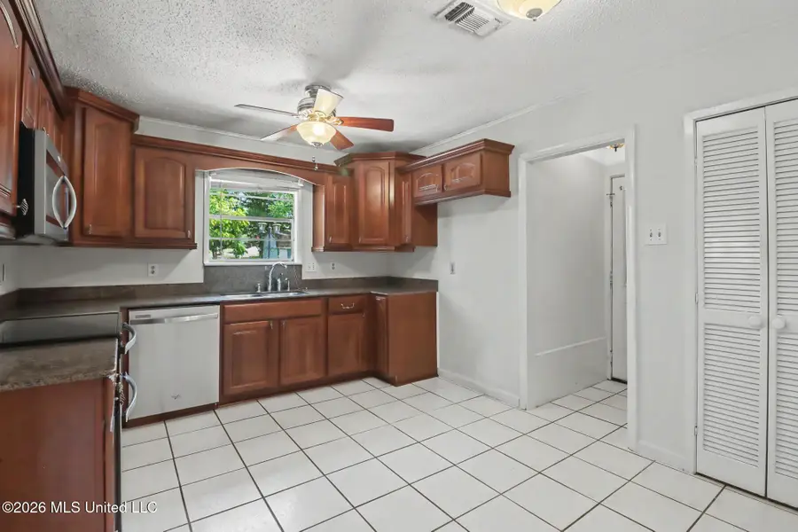 15317 N Parkwood Drive, Gulfport, MS 39503 - #3