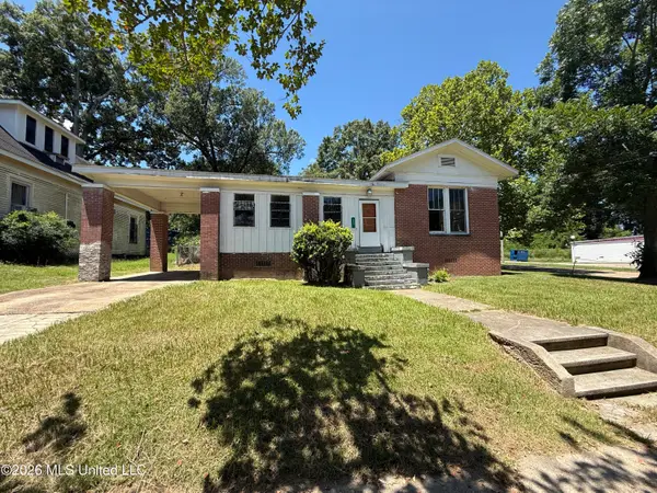 429 N Broadway Street, McComb, MS 39648