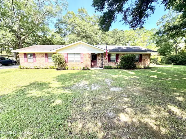 9417 Freeland Street, Moss Point, MS 39562