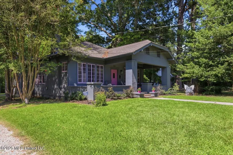 211 E Center Street, Canton, MS 39046 - #3