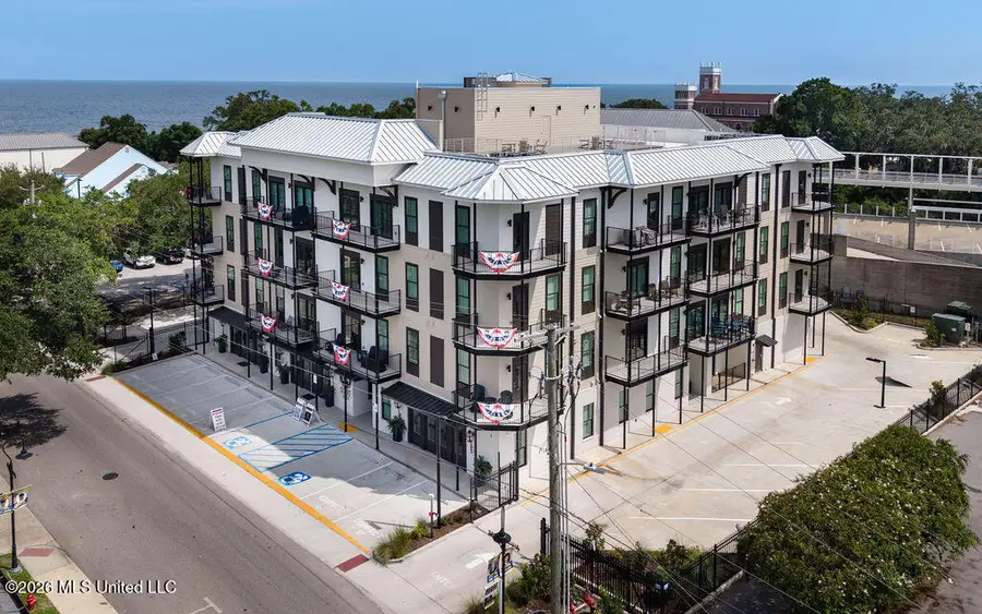 124 Court Street, Bay Saint Louis, MS 39520 - #2