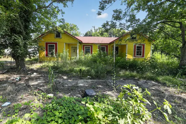203 Hollingsworth Street, Shelby, MS 38774