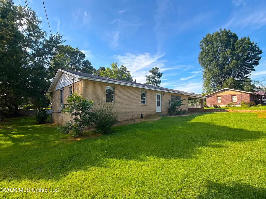 934 Pine Hill Drive, Carthage, MS 39051 - #2