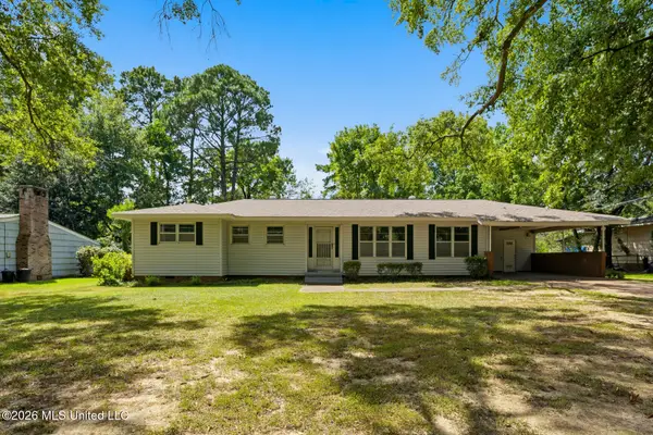 5863 Canton Park Drive, Jackson, MS 39211
