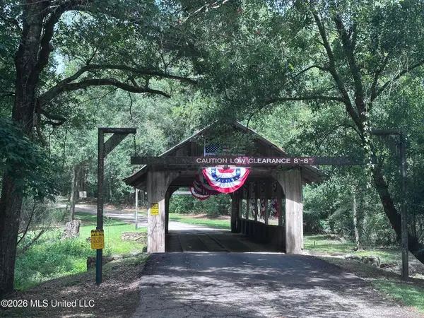 Covered Bridge Road, Carriere, MS 39426