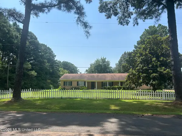 9135 E Broadway Road, Olive Branch, MS 38654