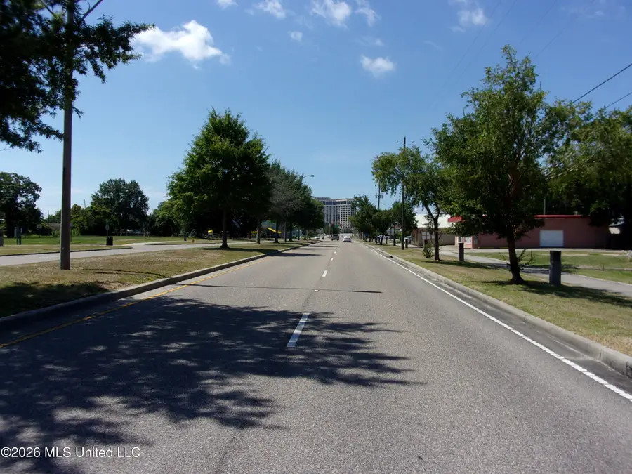 323 Caillavet Street, Biloxi, MS 39530 - #2