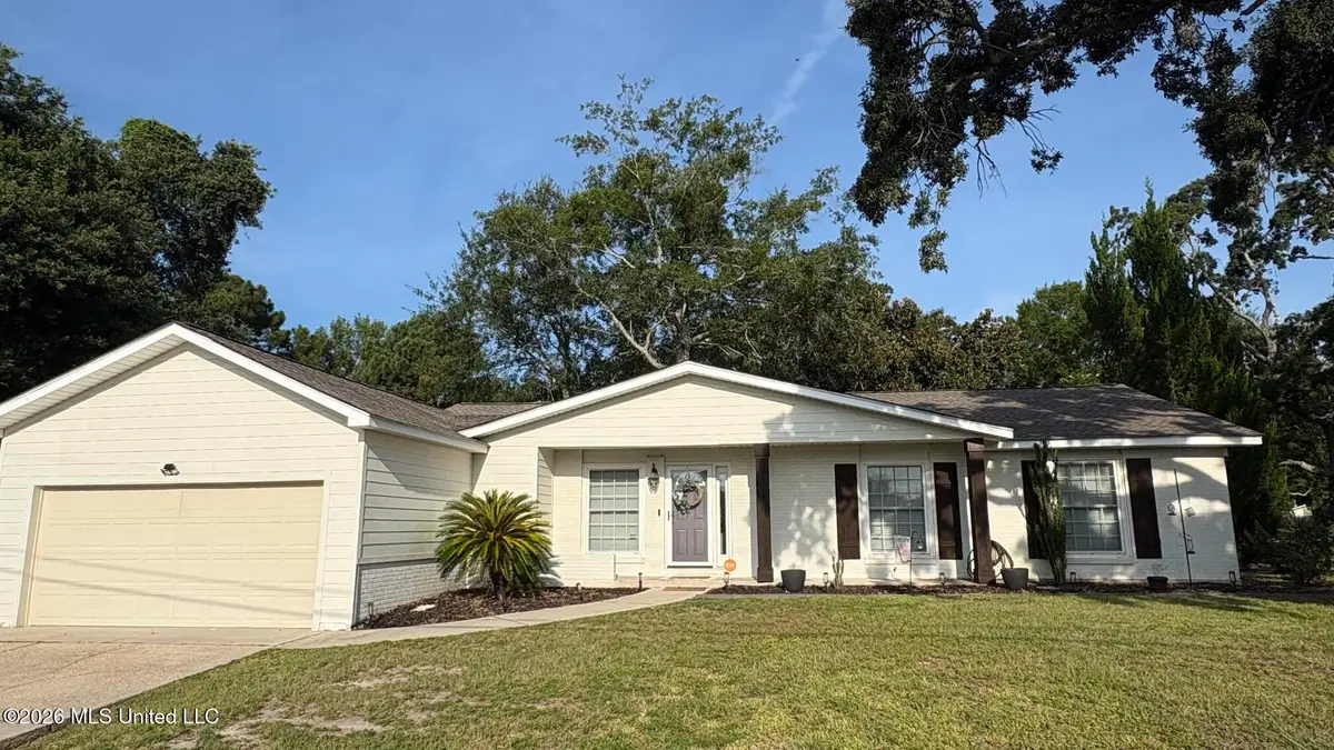 33 Woodbine Drive, Gulfport, MS 39507 - #1