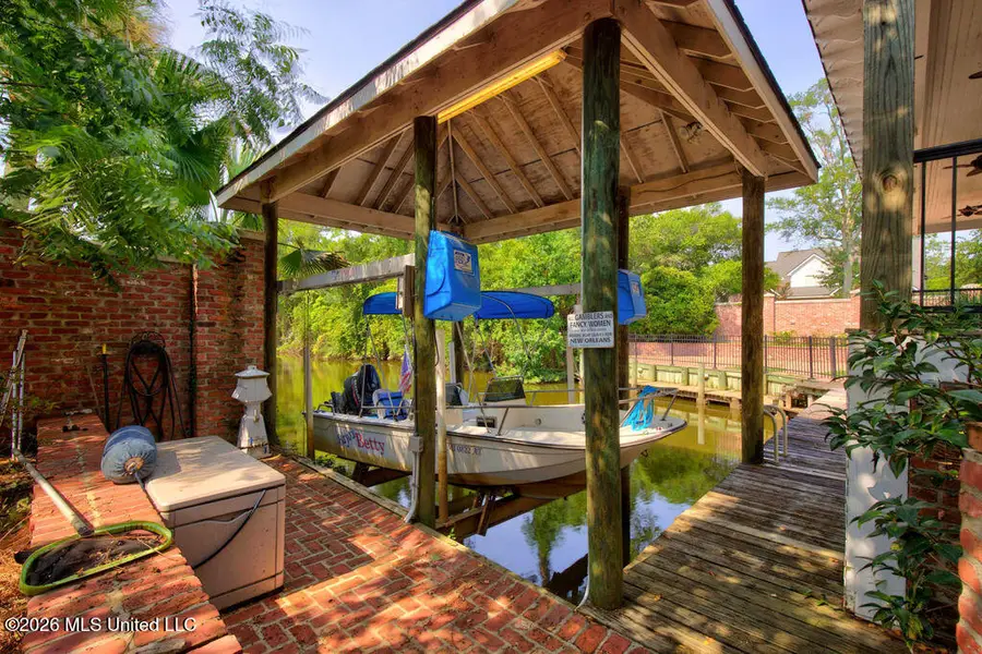 401 S Caribe Place, Gulfport, MS 39507 - #2