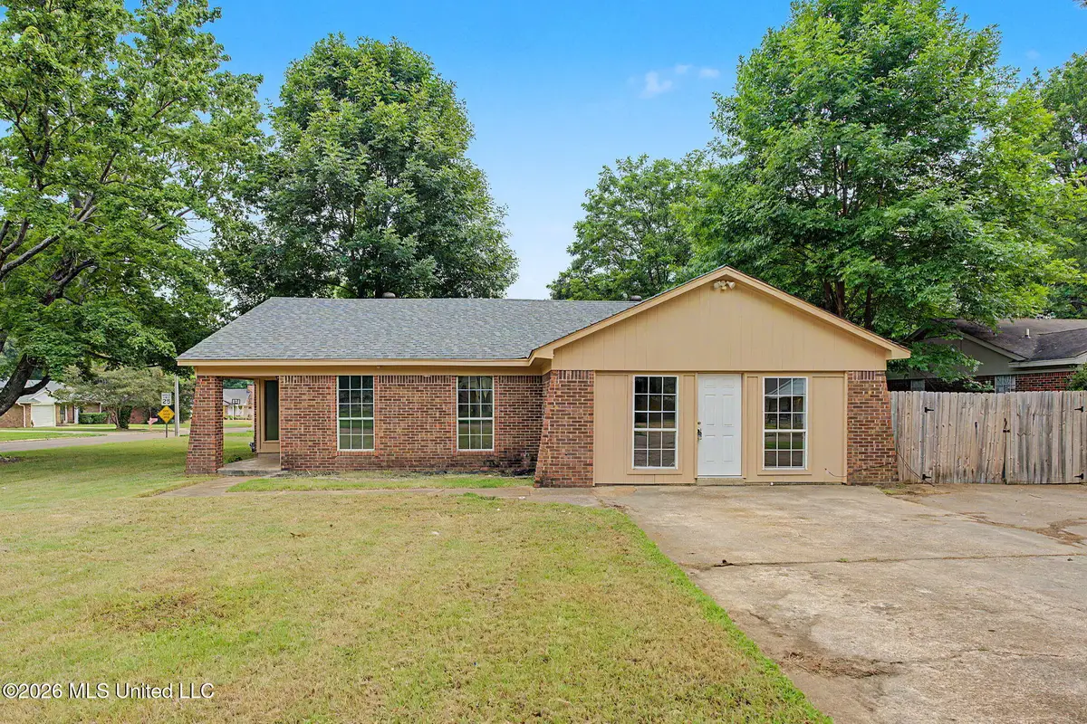 8432 Southernwood Cove, Southaven, MS 38671 - #1