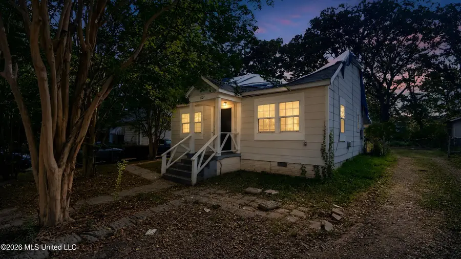 3032 Windsor Avenue, Jackson, MS 39216 - #3