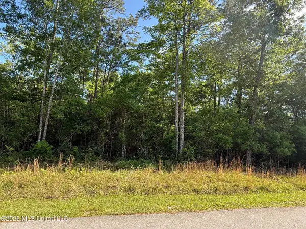 98186 Golf Club Drive, Diamondhead, MS 39525