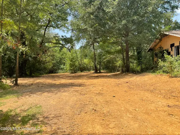 2923 Kentwood Drive, Jackson, MS 39212