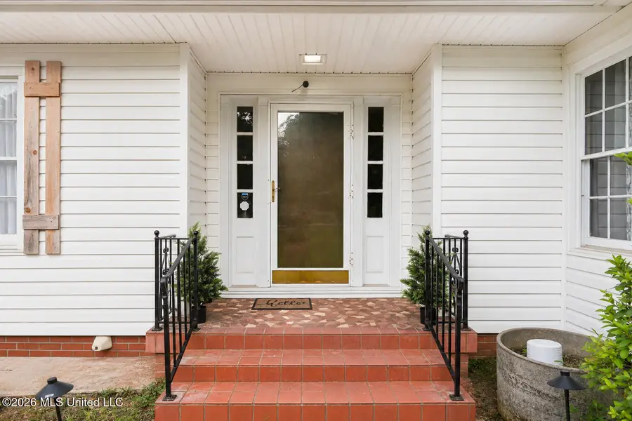 2810 Columbia Avenue, Prentiss, MS 39474 - #3